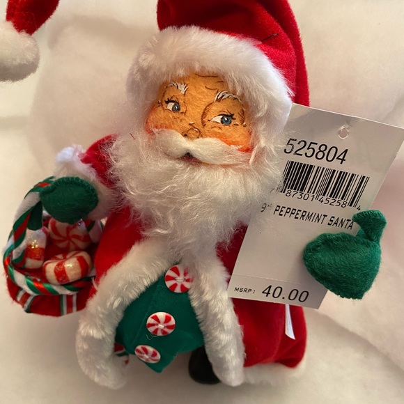 ANNALEE Collectible Santa  9” Peppermint Santa with Basket - Picture 2 of 14
